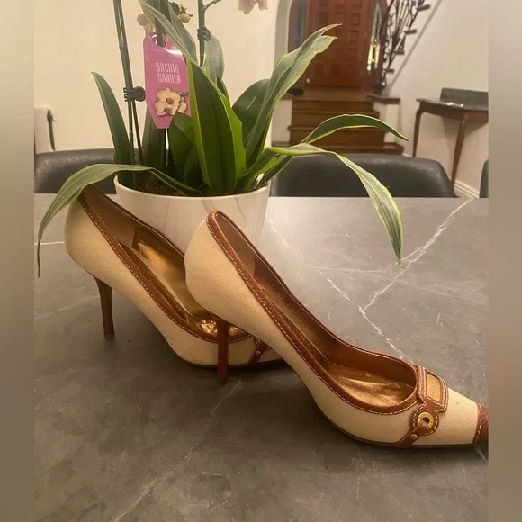 Dolce & Gabbana Logo Heels | Canvas & Leather Pointed Toe Pumps | Size 38.5 - Picture 2 of 15